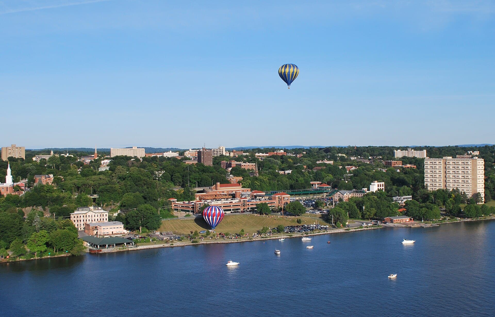 Local street or neighborhood view of Poughkeepsie, NY